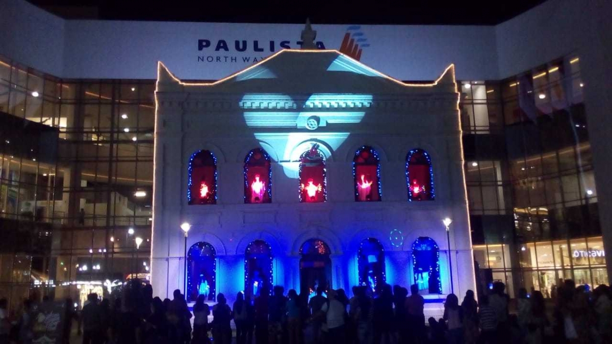 Chegada do Papai Noel movimenta shoppings de SG e Niterói